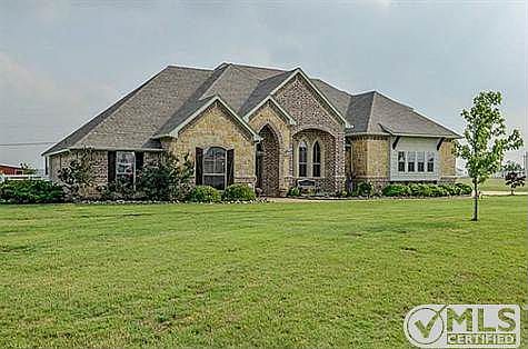 2nd image of 2916 Aston Wood Dr
