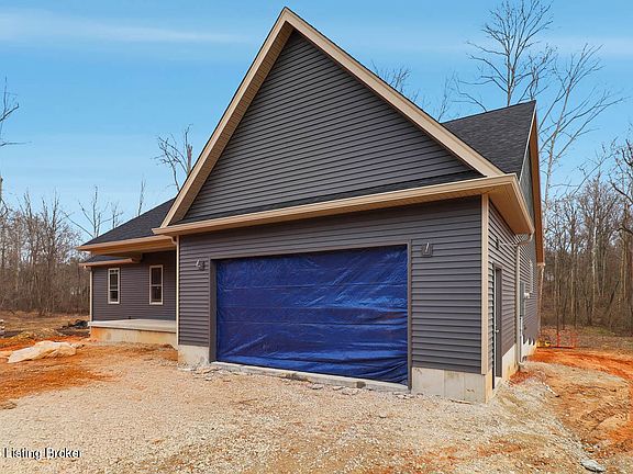 3rd image of 62 Sportsman Lake Rd