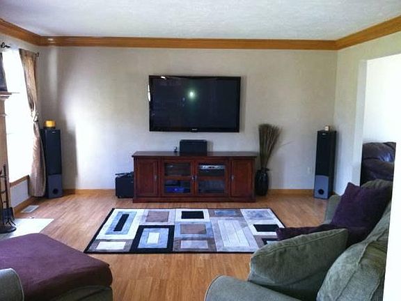 3rd image of 1278 Dover Dr