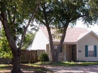 84 Hickory St, Marion, AR 72364