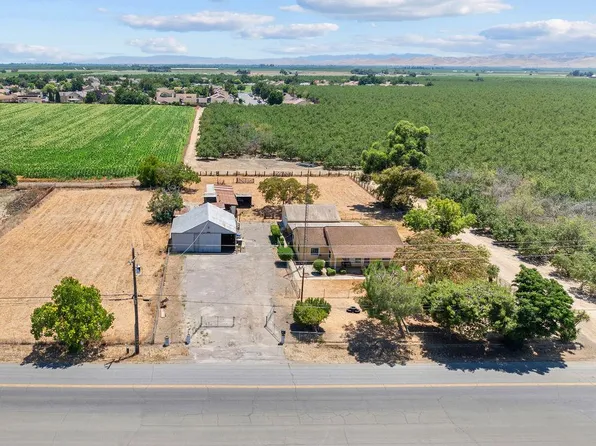 906 Hoyer Rd, Newman, CA 95360