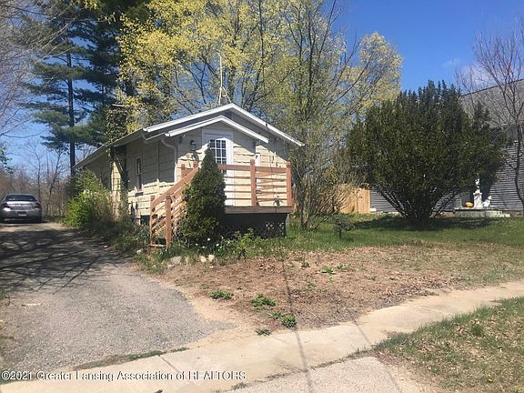 3rd image of 624 Jennie St