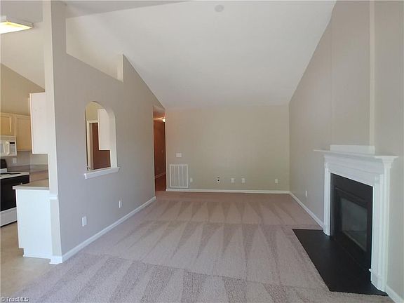 4th image of 3807 Abbeywood Dr