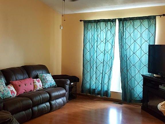 4th image of 2985 Moyer Ln