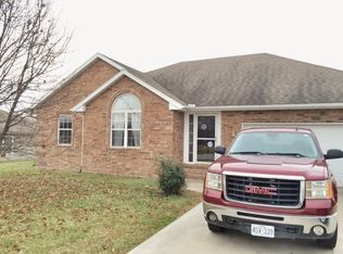 1177 Robins Nest Hl, Mount Vernon, MO 65712