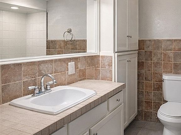 5th image of 12904 Windfall Cir