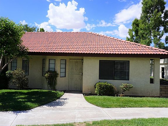 3rd image of 19251 Elm Dr