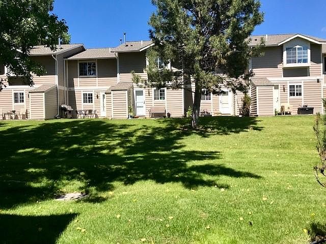 1st image of 2802 Rockridge Ct APT 4