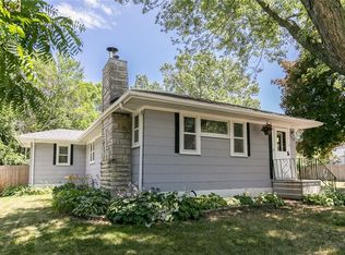3823 E Ave NE, Cedar Rapids, IA 52402