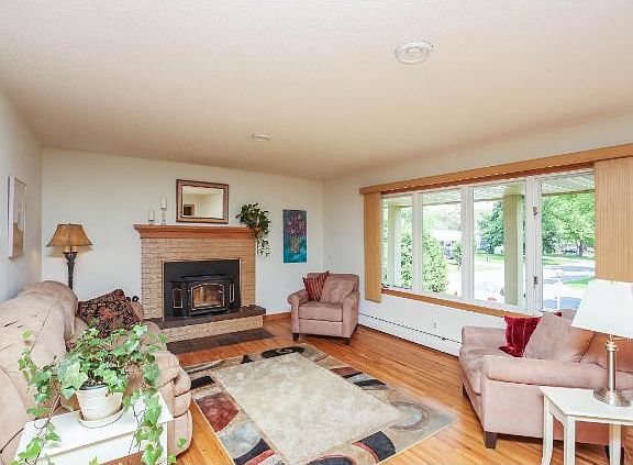 4th image of 11200 19th Ave S