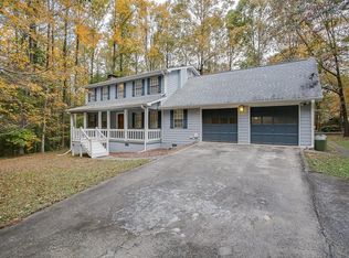 111 Forest Ridge Ct, Lawrenceville, GA 30046