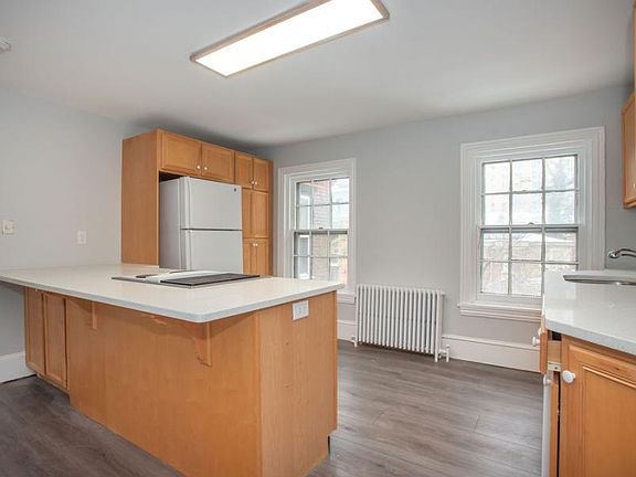 2nd image of 1207 Delaware Ave #2