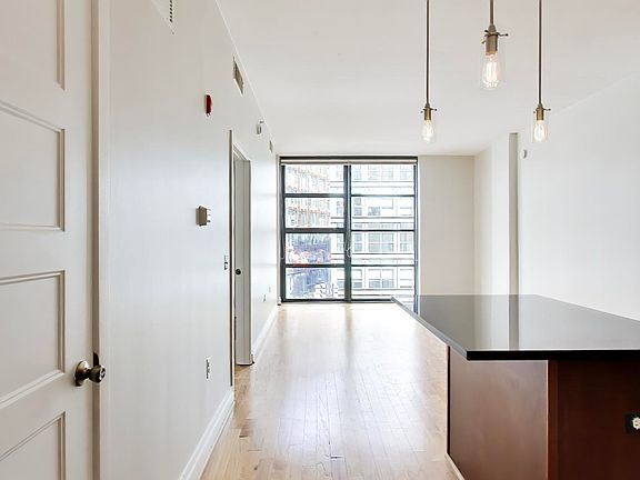 3rd image of 2120 Vermont Ave NW APT 305