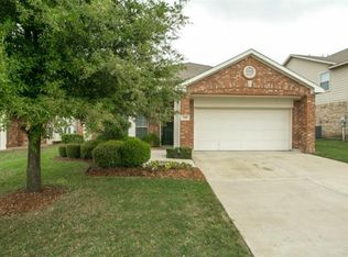 549 Baverton Ln, Haslet, TX 76052