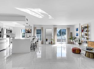 110 Salamanca Ave APT 403, Coral Gables, FL 33134
