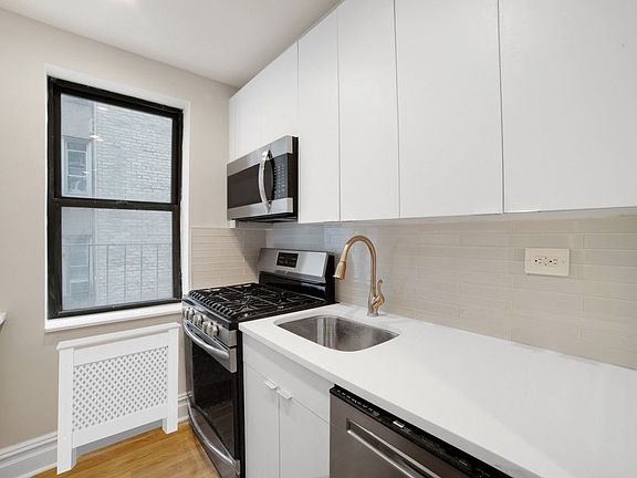 4th image of 69 Bennett Ave APT 202
