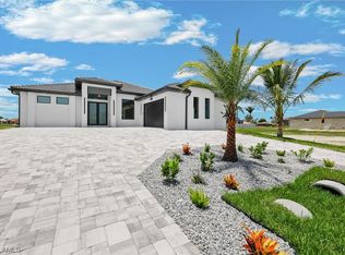 3804 Embers Pkwy W, Cape Coral, FL 33993