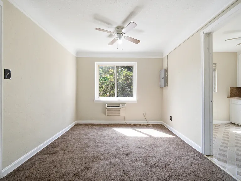 2715 Noble Rd #303 — Photo 3
