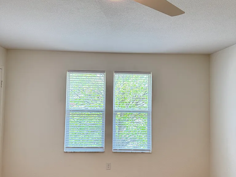 5504 Valley View Dr #6 — Photo 5