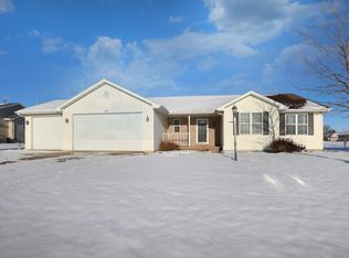W7062 Buttercup Ct, Greenville, WI 54942