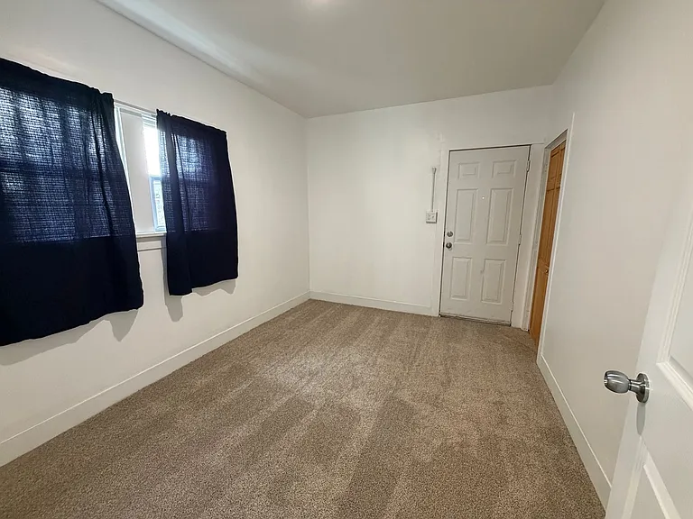 128 Fair St SE — Photo 13