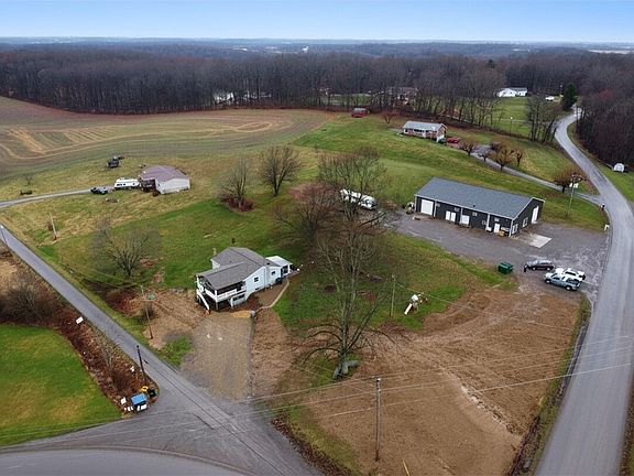 4th image of 300 Cornetti Rd