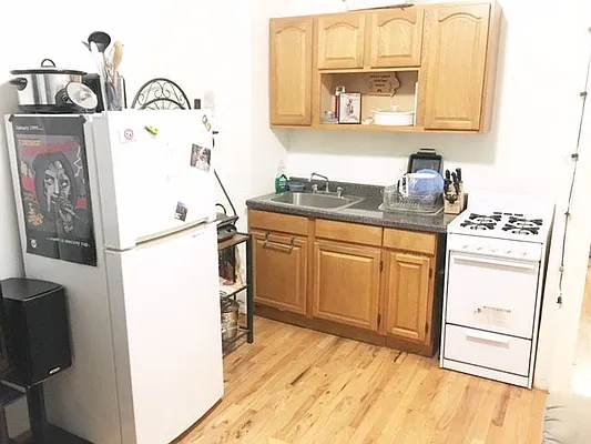 Rented by Empire Valley | media 29