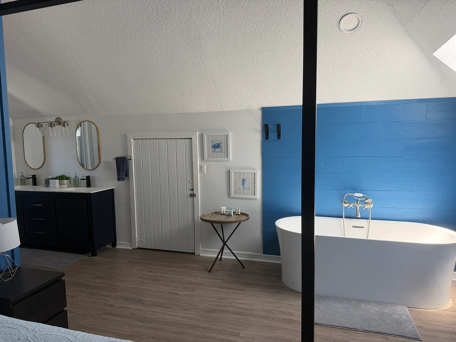 3 bed, 1351 sqft, $5,400 — Photo 3