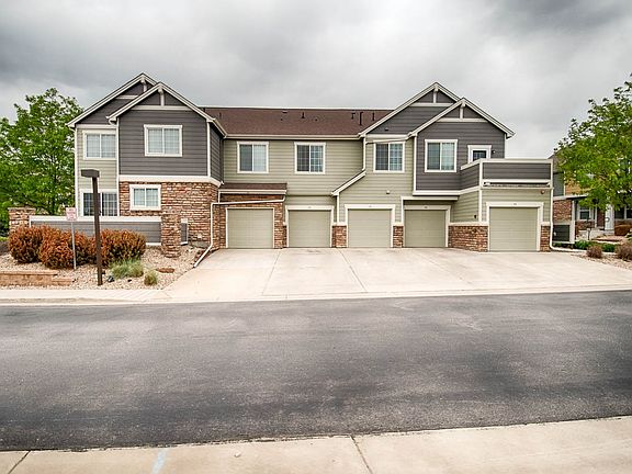 ATTACHED Garage!
