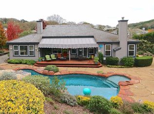 30 Saddle Wood Dr, Novato, CA 94945