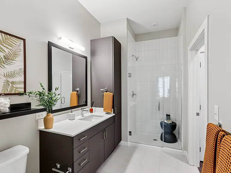 Alta New Carrollton — Photo 9