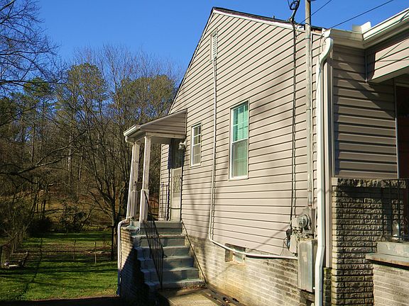 2nd image of 2321 S Haven Rd SE