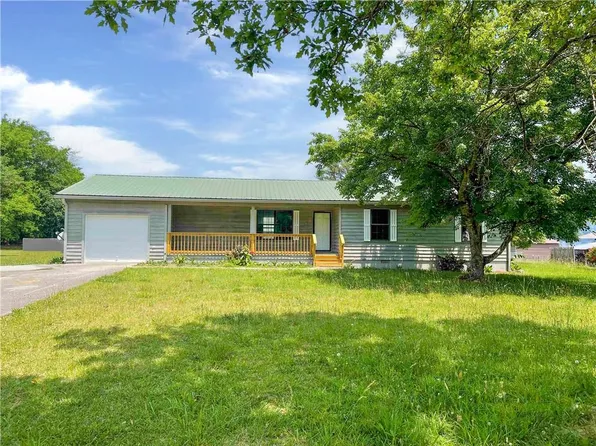 50 Laredo Dr, Summerville, GA 30747