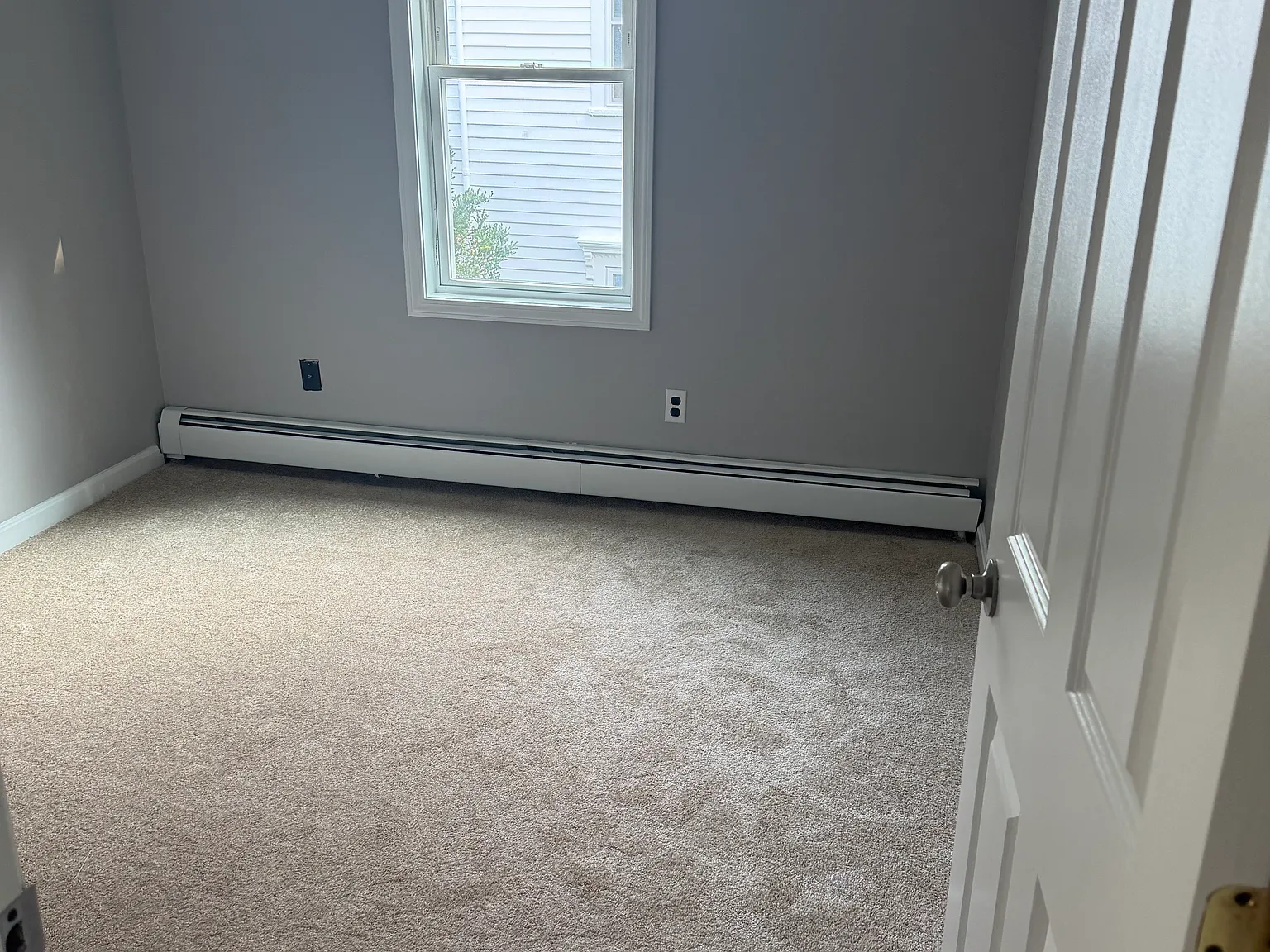 2 bed, 1100 sqft, $2,100 — Photo 4