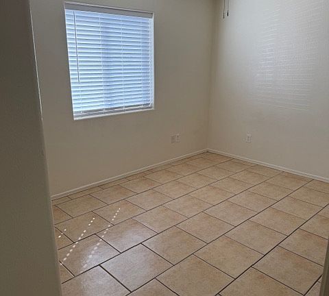 5th image of 8428 W San Mateo Dr #4