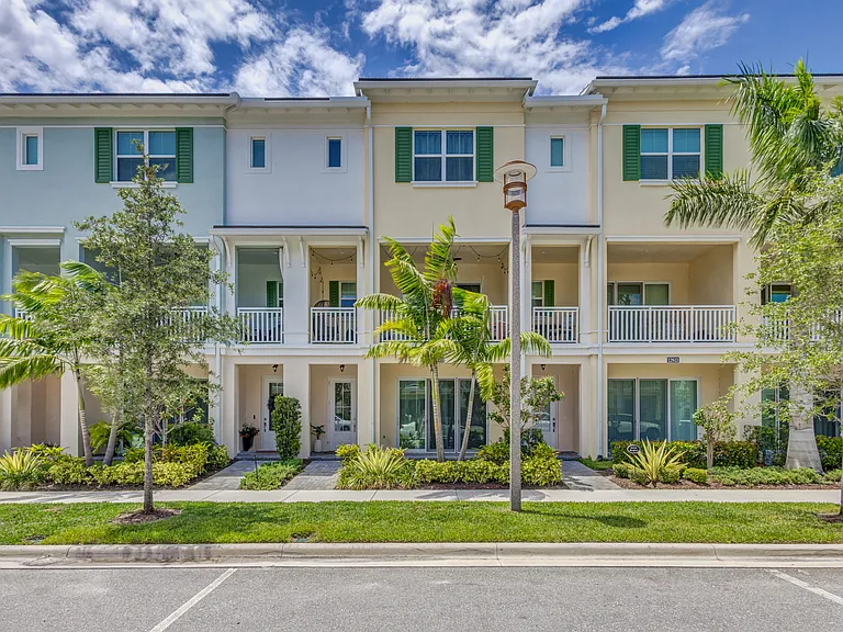 12609 Machiavelli Way — Photo 4
