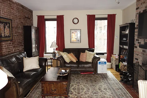 Rented by Corcoran | media 15