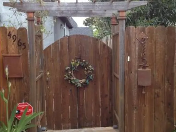 4961 8th Ave, Sacramento, CA 95820