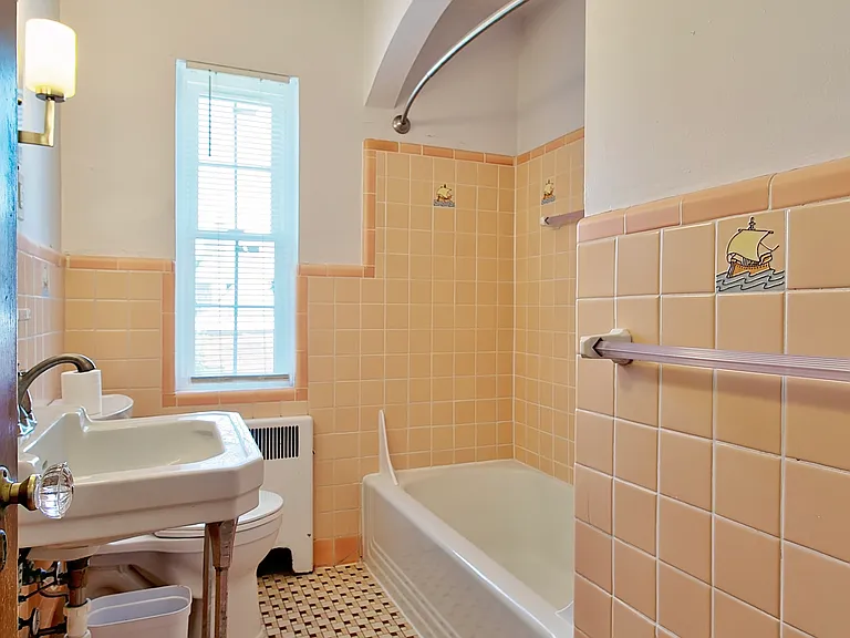 2820 Griffiths Ave #4 — Photo 11
