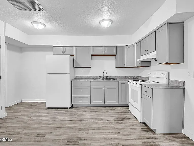1119 W Fillmore St #2