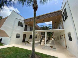 8261 SW 128th St APT 211, Pinecrest, FL 33156