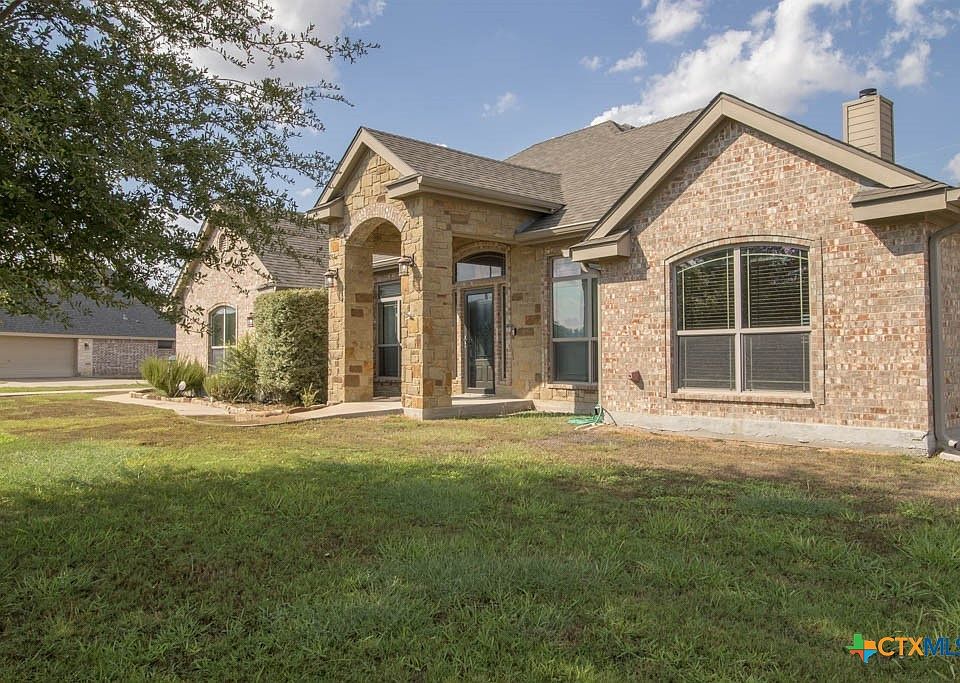 1st image of 3528 Valley Mist Ct