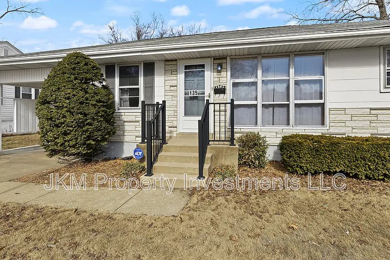 Building Photo - 135 Saint Maurice Ln