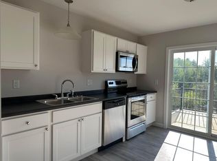 10 Maxton Drive, Carmel, ME 04419