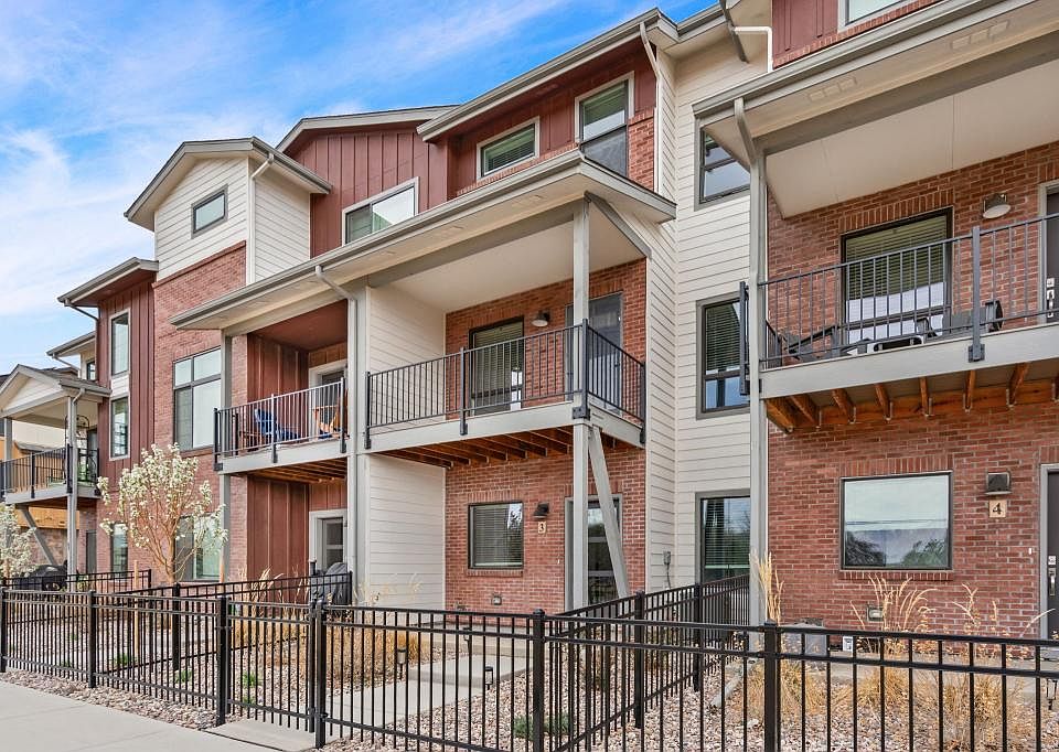 1st image of 1009 Birdwhistle Ln