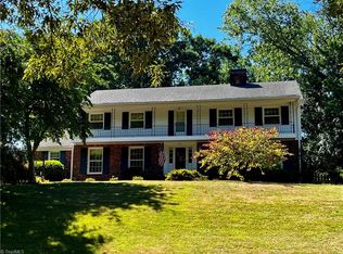 3011 Henderson Rd, Greensboro, NC 27410