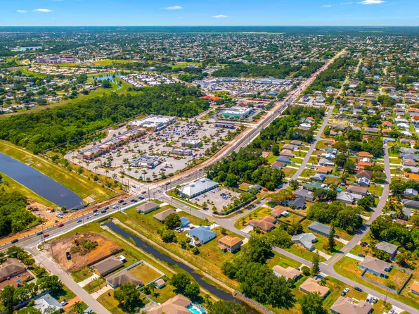 3020 SW Briggs Street, Port St Lucie, FL 34953