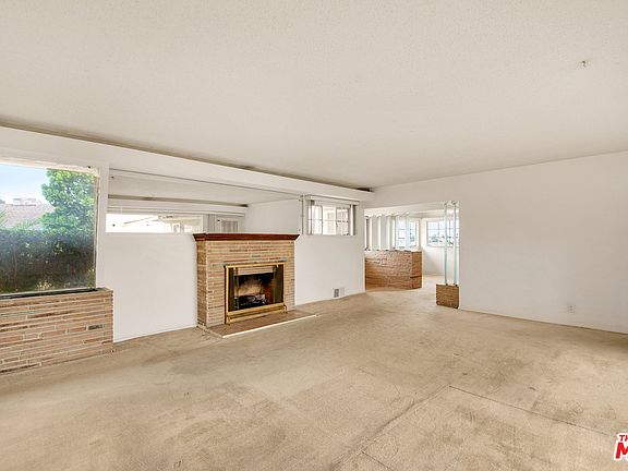 3rd image of 4965 Vista De Oro Ave