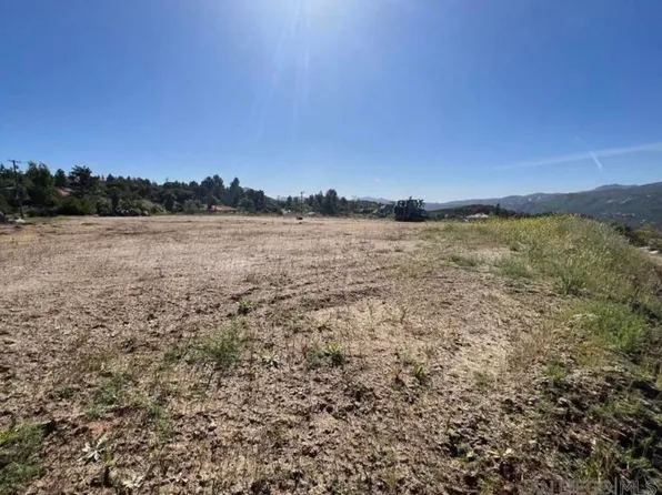 2824 Via Asoleado, Alpine, CA 91901