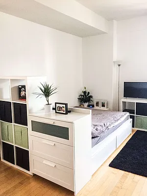 Rented by New York Residence | media 51